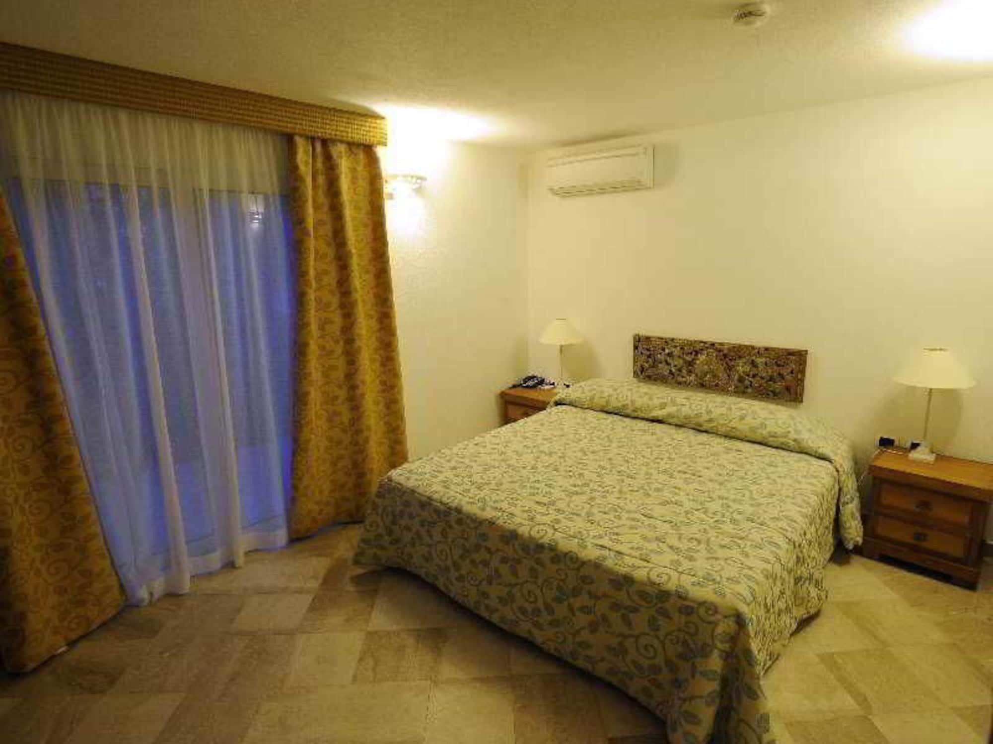 Residence Living Poltu Quatu Arzachena Exterior photo